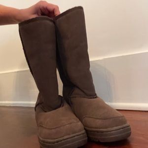 Women’s UGG Boot, Chocolate Brown, Classic Tall with Tasman Braid detail